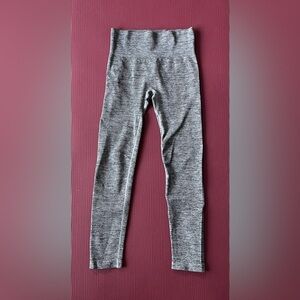 Colosie Leggings Textured Grey Size Medium Workout Yoga Exercise